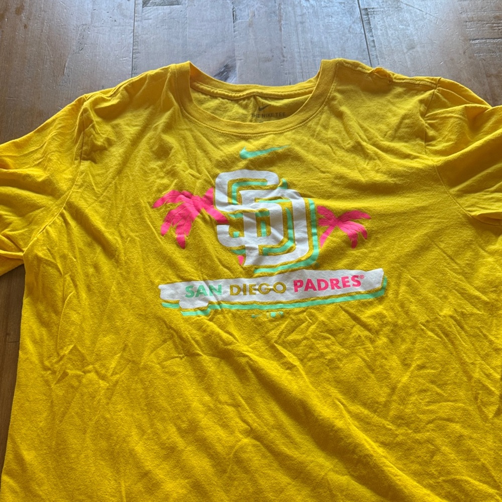 Nike  city connect Padres shirt